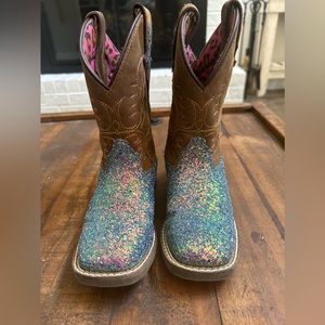 Girl cowgirl boots. Size 12.
